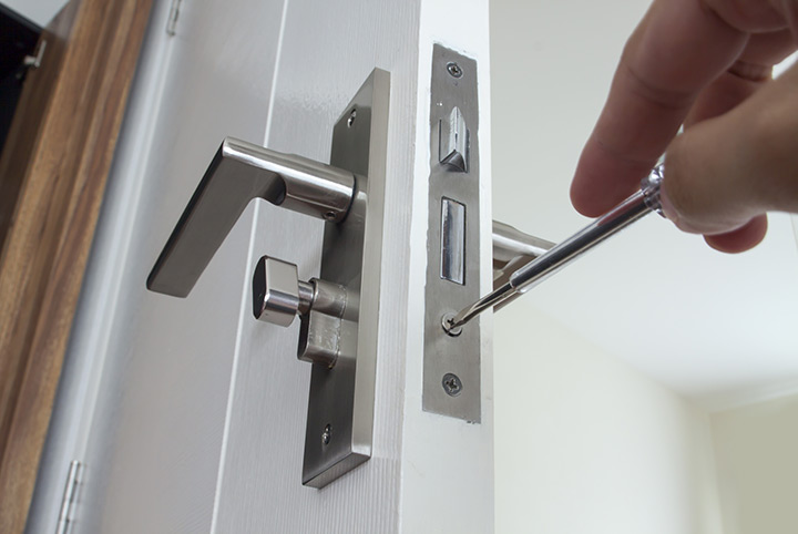 Our local locksmiths are able to repair and install door locks for properties in Stocksbridge and the local area.